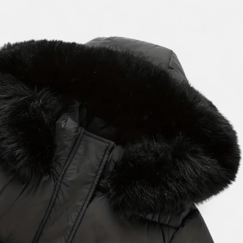 Élan Urbain™ | Manteau d'hiver mi-long pour femme avec capuche en fausse fourrure