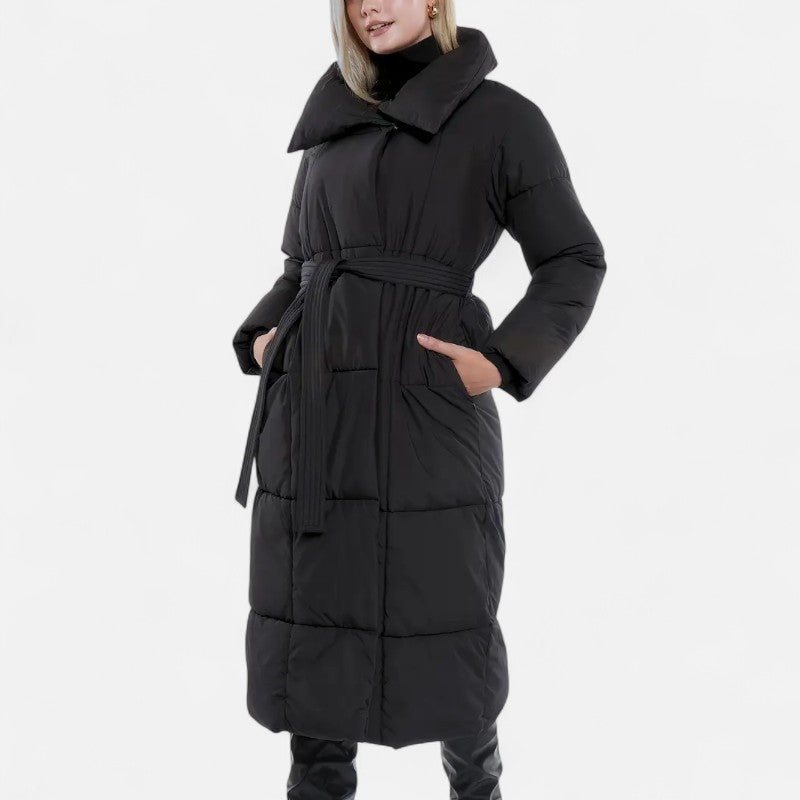 Élan Urbain™ | Doudoune longue ceinturée avec col large pour femme