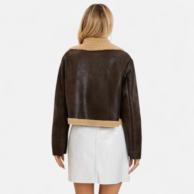 Élan Urbain™ | Veste courte en fausse fourrure pour femme