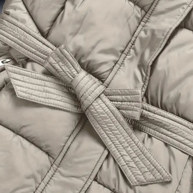 Élan Urbain™ | Manteau d'hiver mi-long pour femme avec capuche en fausse fourrure