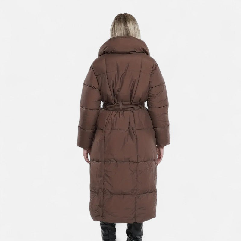 Élan Urbain™ | Doudoune longue ceinturée avec col large pour femme