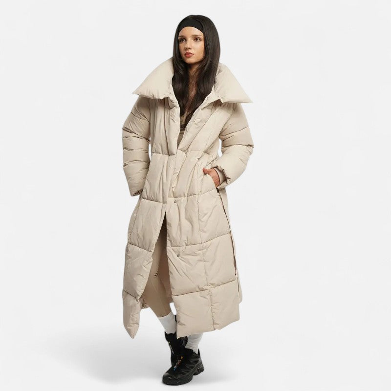 Élan Urbain™ | Doudoune longue ceinturée avec col large pour femme
