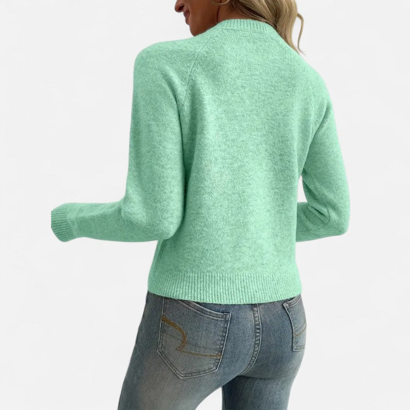 Élan Urbain™ | Cardigan élégant en fausse fourrure pour femme