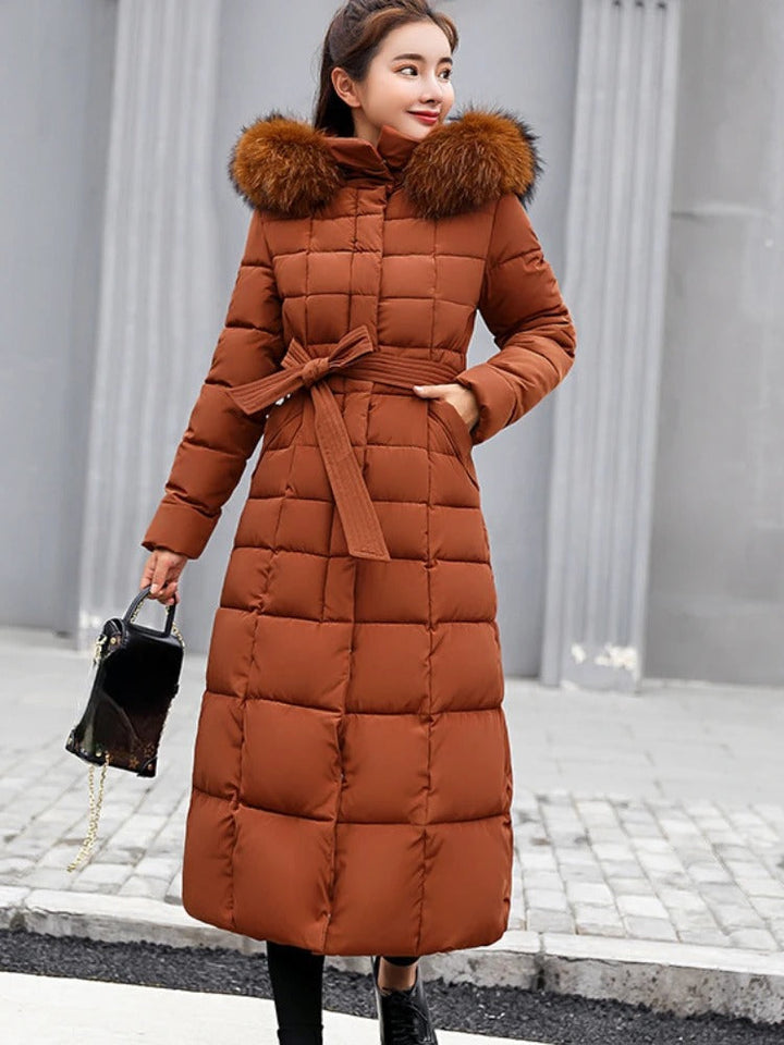 Long winter coat for women with hood and insulation