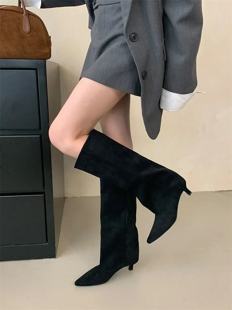 Élan Urbain™ | Bottes en daim élégantes